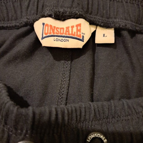 Lonsdale men's shorts, size L, black