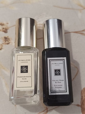 Σετ Jo Malone με αρώματα Pomegranate Noir και Velvet Rose & Oud Cologne