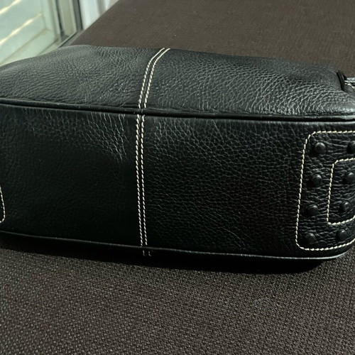 Tod’s leather shoulder bag black like new
