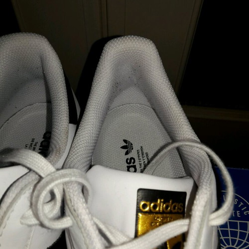 Παπούτσια Adidas Superstar σε μέγεθος 48, σχεδόν άριστη κατάσταση