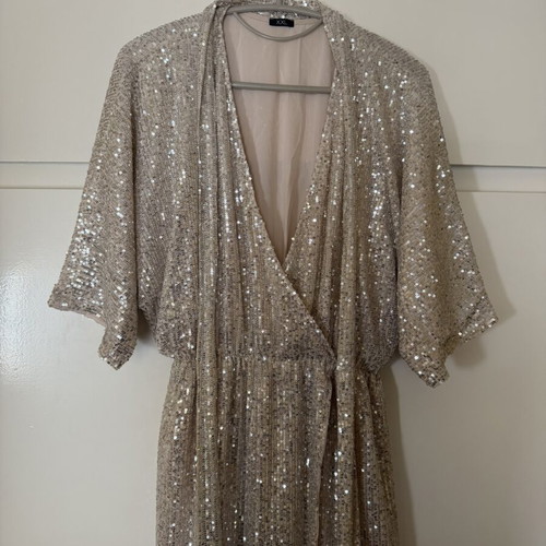 Midi dress gold sequins like new, size XXL