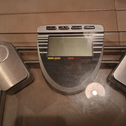 Electronic bathroom scale used, glass and metal