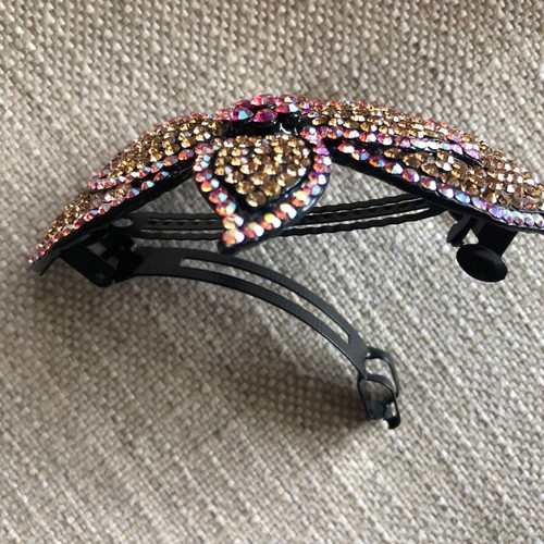 Hair clip new with rhinestones flower shape gold pink