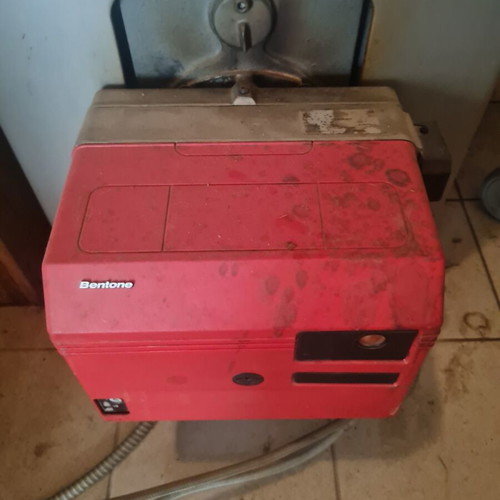 KRZYS Galaxy oil boiler with Bentone burner used