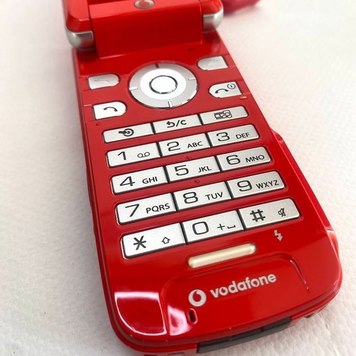 Téléphone Sharp 902 Ferrari Edition - Rouge - Collectors Rare - Occasion
