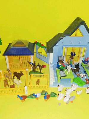 Playmobil 4343 употребяван, комплект с много животни и инструкции