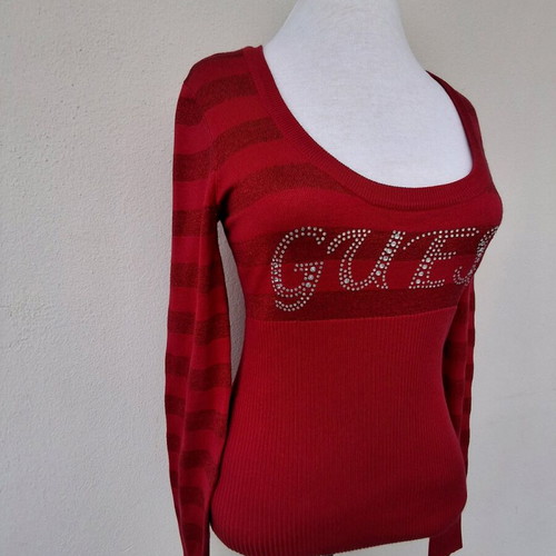 Guess sweater M red like new