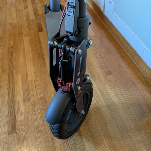 Xiaomi Electric Scooter 4 Pro 2nd Gen like new with Monorim suspension