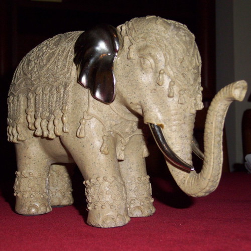 (FENG SHUI) DECORATIVE ELEPHANT (H:13cm-W:8.5cm-M:20cm-W: 620gr.)