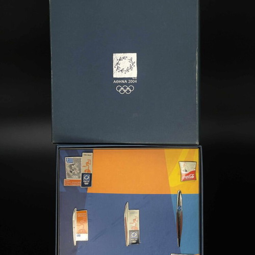 Athens 2004 Olympic Torch Relay Pins Set of 7 in Original Box like new