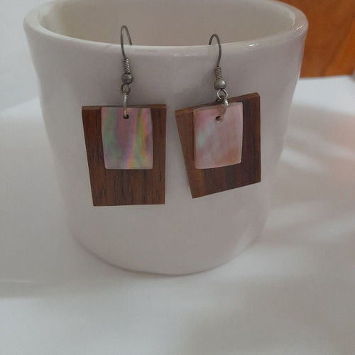 Wooden ethnic earrings like new with mother of pearl detail