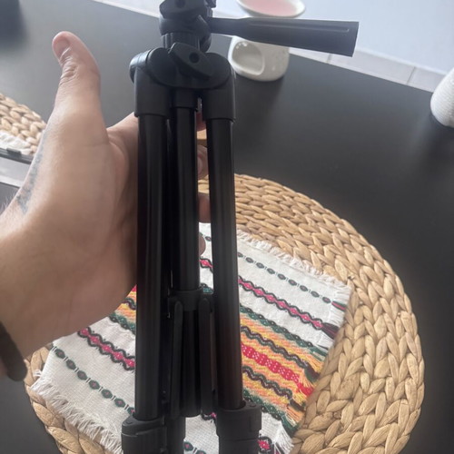 Ring, headphones, and tripod like new set