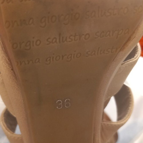 Giorgio Salustro sandals size 36 used, beige