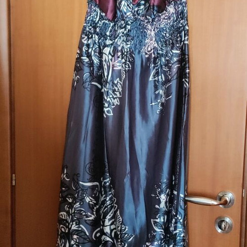 Satin dress with floral pattern like new