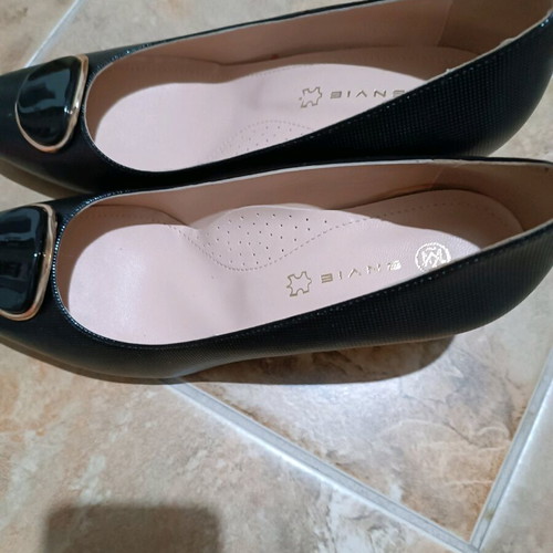 Leather pumps new black size 41 with anatomical heel