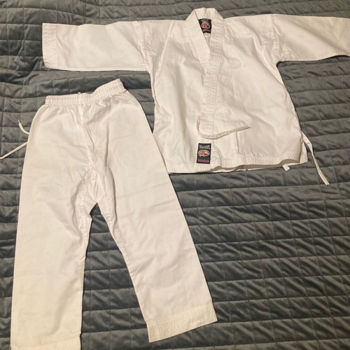 Olympus karate uniform for height 110cm almost unused, like new