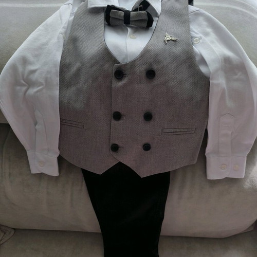 Children's suit No 6 like new, black and gray