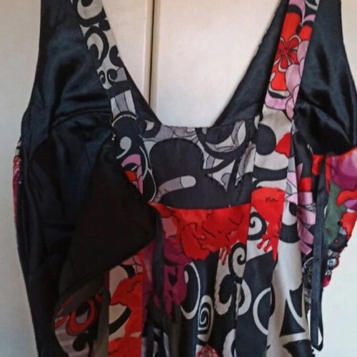 Charly long silk dress size 46 with decorative stones new