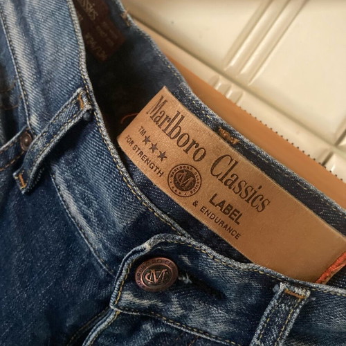 Malboro Classic Denim Jean like new, size W34 L34, blue