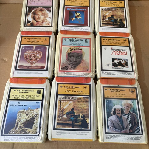 8 Track tapes like new, set of 27, rock genre
