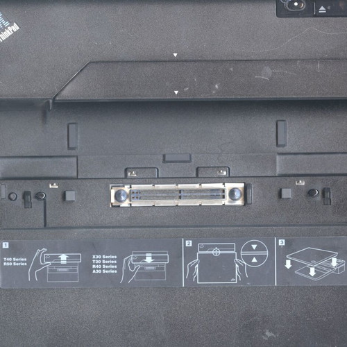 Docking Station IBM ThinkPad 74P6733 like new