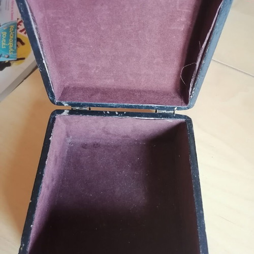 Handmade wooden box with classic romantic floral design