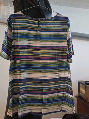 Women's multicolored blouse size L like new