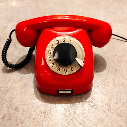 Tesla red analog rotary phone used, vintage 1973