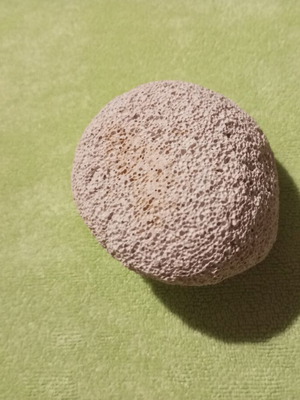 Natural Raw Pumice Stone from Beach 7cm, like new