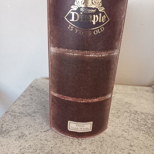 Dimple 15 Years Old vintage collectible case