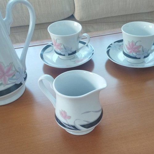 Vintage Fine China Tea Set 15 Pieces Mint Condition