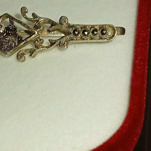 Tie clip silver 925 and 9K gold plated used with filigree design and marcasite stones