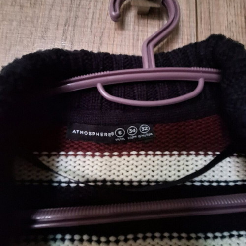 Women's knitted cardigan small like new, multicolored