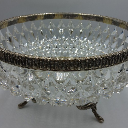 Vintage glass bowl with metal base, like new decorative fruit centerpiece
