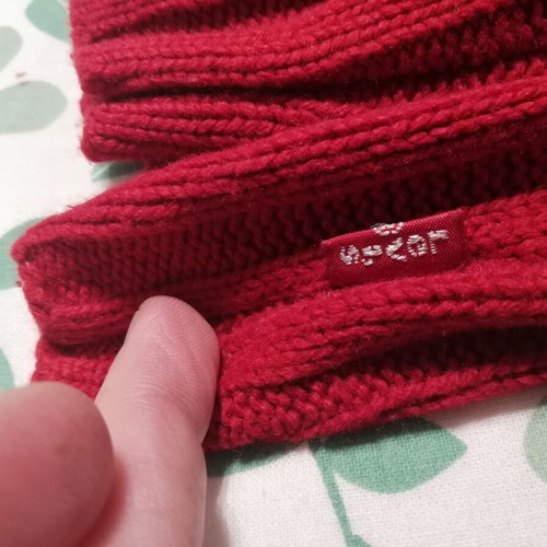 Levi's sweater used, red, size M