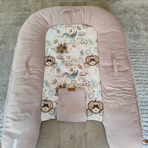 La Millou Princess-Smoke Rose Baby Nest like new
