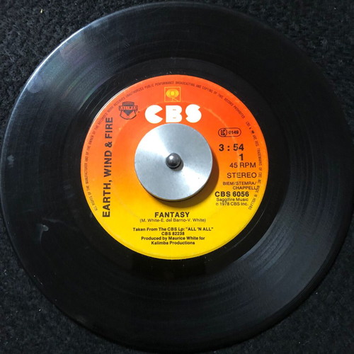 Earth, Wind & Fire Fantasy 7" vinyl single used, pop