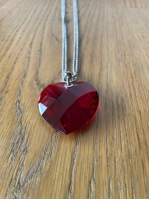Folli Follie necklace red heart like new with long chain