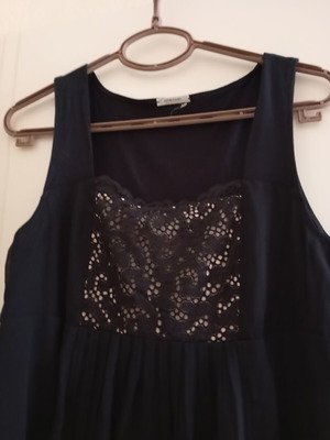 Intimissimi sleeveless blouse like new, size M, black and beige