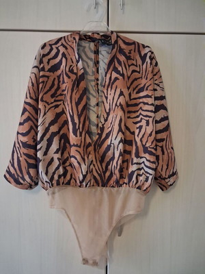 Lynne bodysuit blouse new, multicolor, size 40