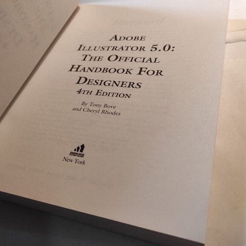 Adobe Illustrator 5.0 The Official Handbook for Designers like new