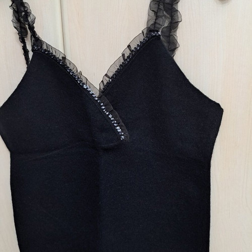 Woolen women's top like new, black, organza straps, medium to large