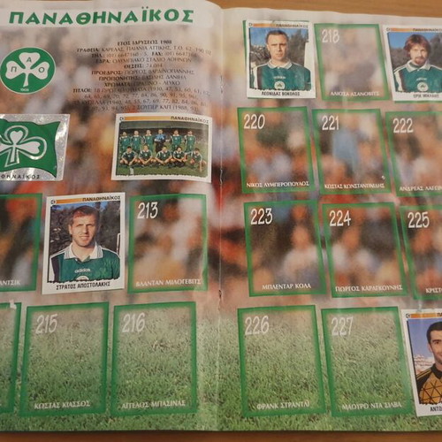 Panini Football Album 1998-99 used with 110 stuck stickers