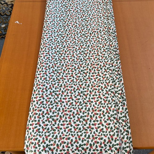 Tablecloth with Christmas Holly Pattern 170x220cm new
