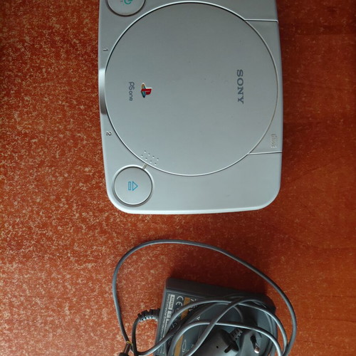 PlayStation 1 white used, chipmodded, with power cable, no controller