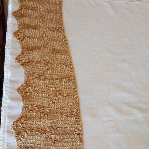 Handmade corner lace bronze unfinished