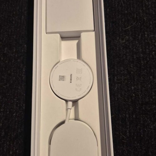 Xiaomi Watch 2 Pro LTE like new with stainless steel and AMOLED display
