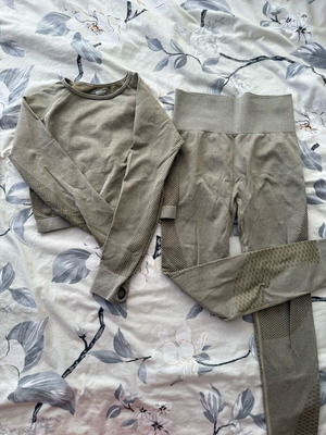 Shein sport set like new, green
