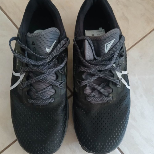 Nike React Trail shoes like new, size 44.5, athletic