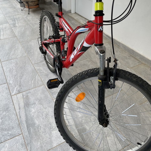 KCP Mountain Bike 18-Speed 24 Inch Red Like New